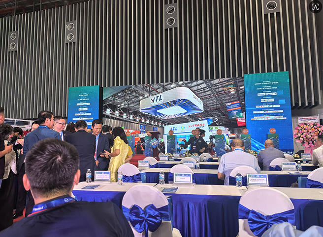 Jiangsu SHENPAI Caster Debuts at VILOG 2026 in Vietnam, Premium Caster Products Shine in Ho Chi Minh City2